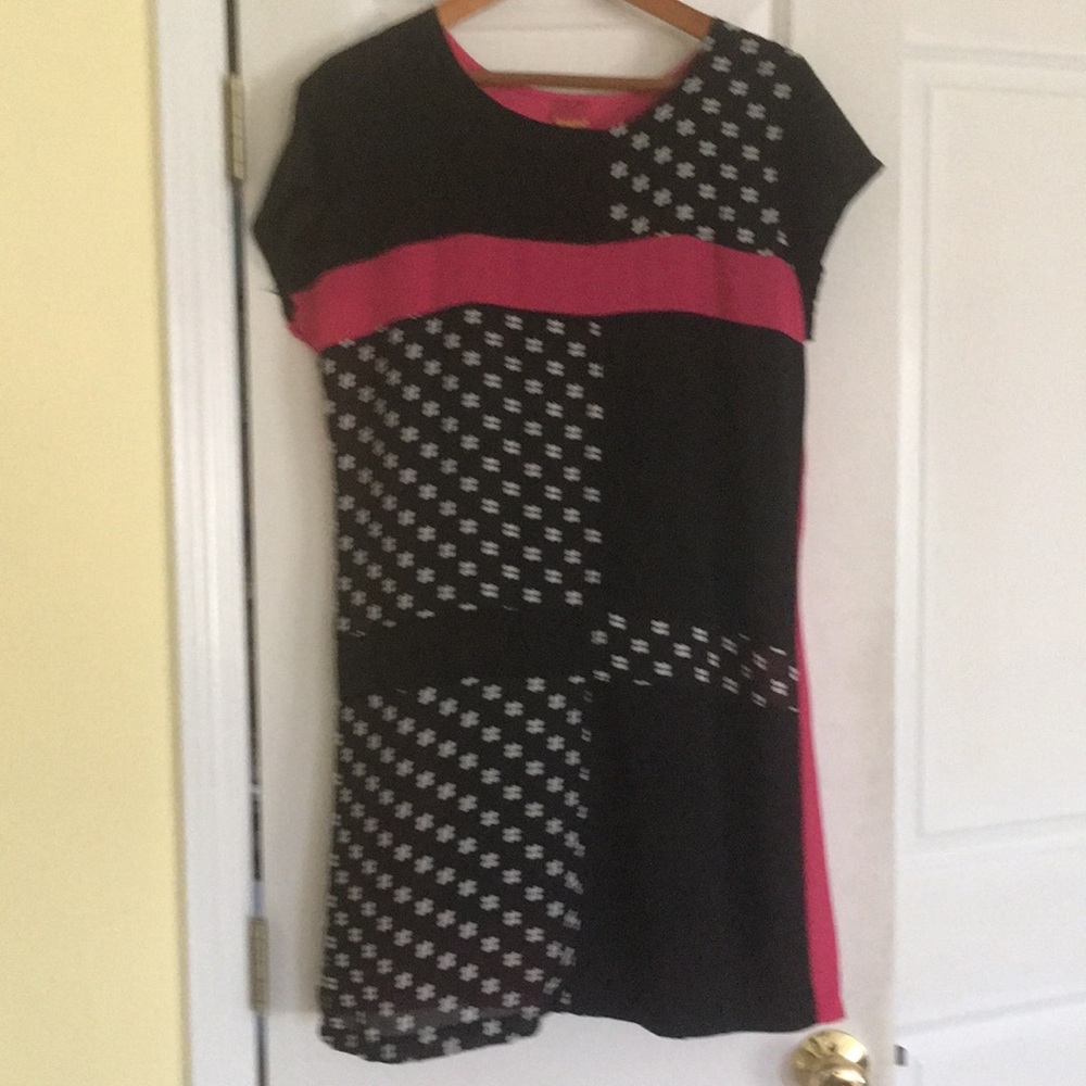 Cute flirty Takho pink and black dress